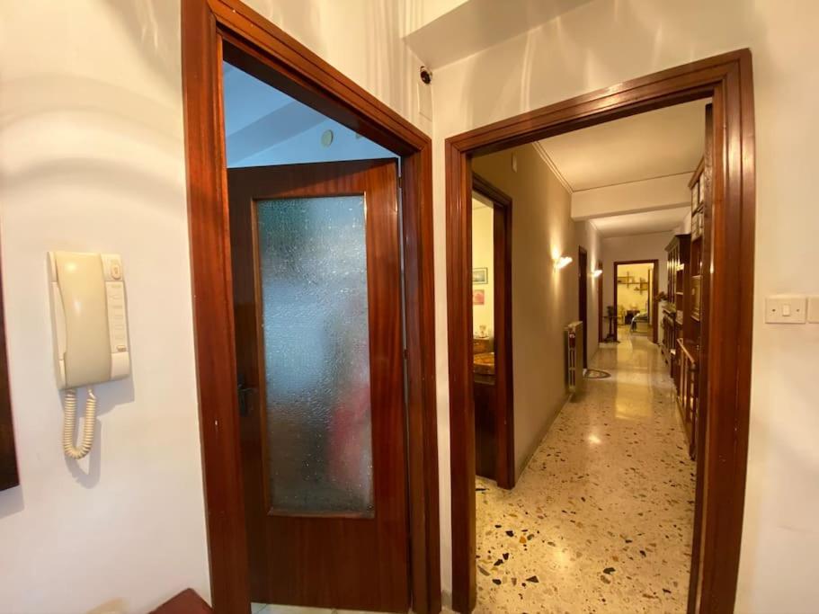 شقة La Casa Di Mio Padre نابولي المظهر الخارجي الصورة